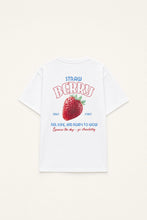 Cargar imagen en el visor de la galería, THE STRAWBERRY T SHIRT