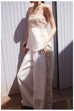 Cargar imagen en el visor de la galería, THE CROCHET LINEN PANTS