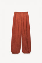 Cargar imagen en el visor de la galería, THE JACQUEARD BALOON PANTS