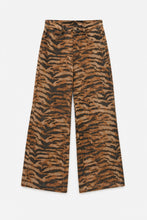 Load image into Gallery viewer, THE ANIMAL PRINT PANTS